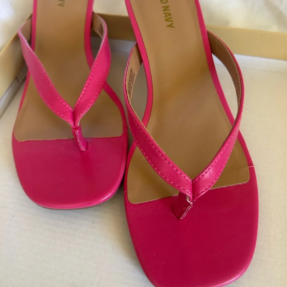 Bright Pink women’s Sandal - Picture 3 of 4